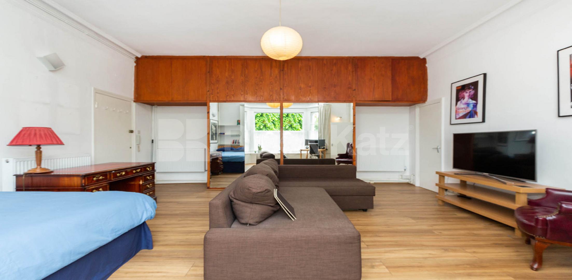 			Studio Apartment, 1 bath, 1 reception Studio			 Cromwell Avenue, Highgate